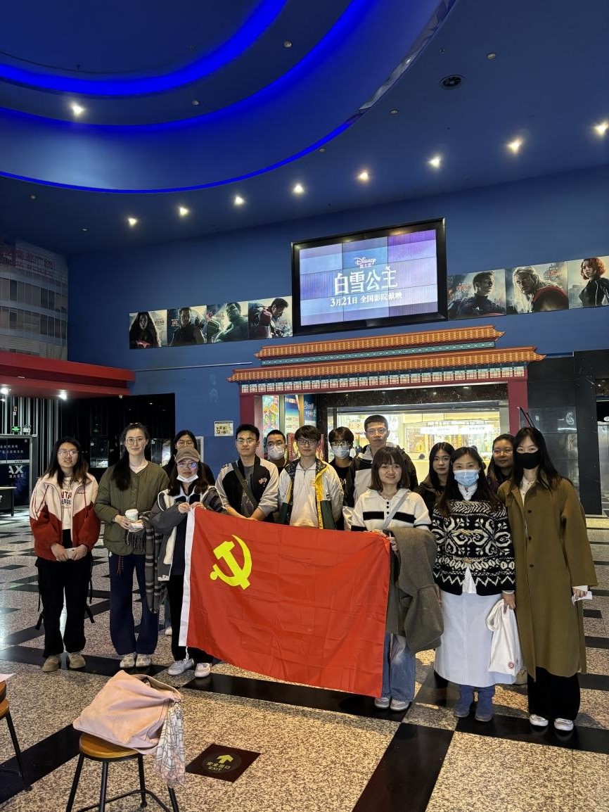 合影.jpg